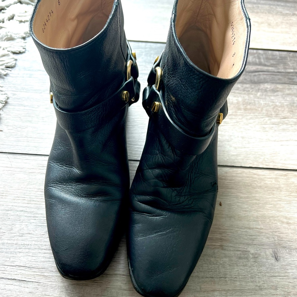 Stuart Weitzman Bootie 2 1/2 “ Heel Size 38 - image 5